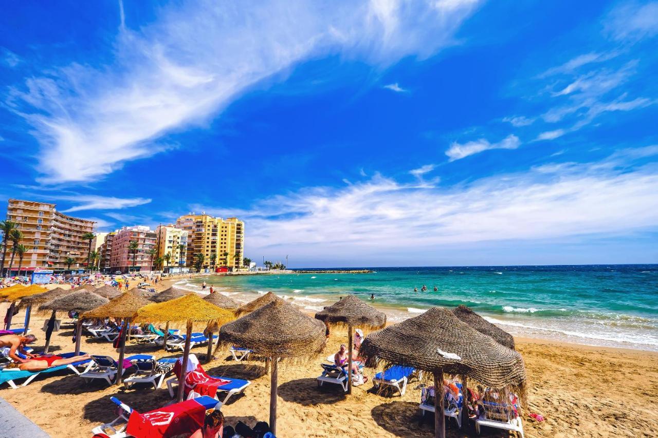 Апартаменты Penthouse La Paloma Playa Del Cura Торевьиа Экстерьер фото